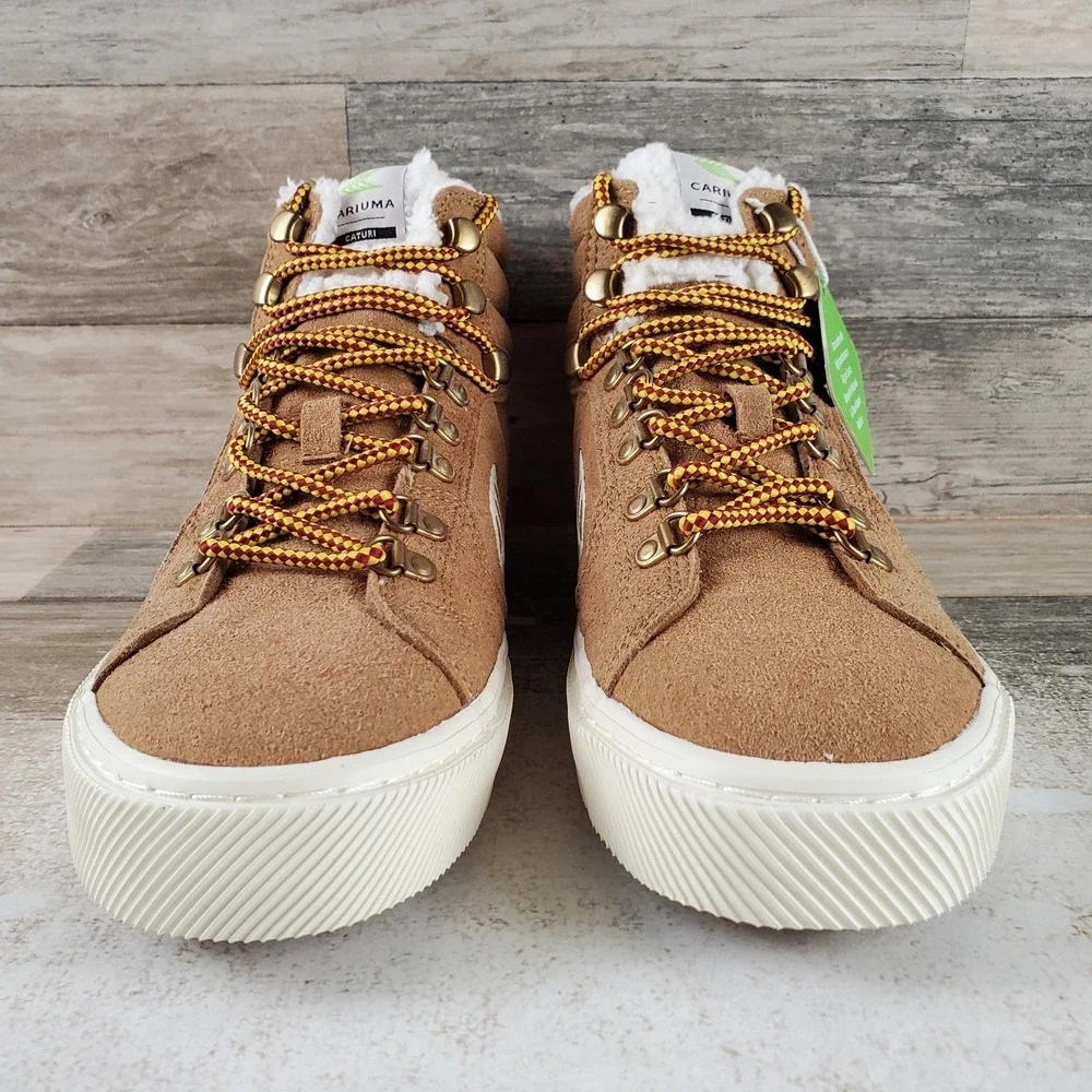 Cariuma Caturi Boots Mens 7.5 / Womens 9 Camel Suede Ivory Logo High Top Lace Up